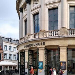 belgie/antwerpen/bourla-schouwburg