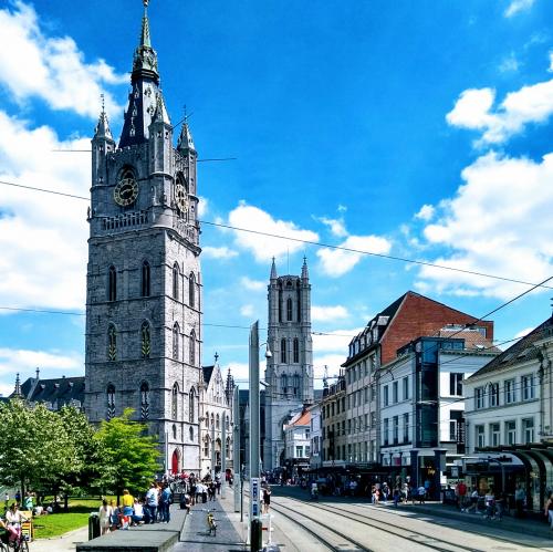 belgie/gent/belfort-lakenhalle