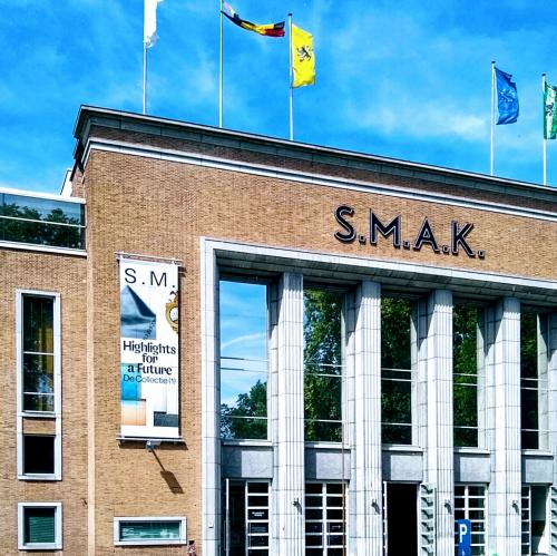 belgie/gent/smak-stedelijk-museum-voor-actuele-kunst