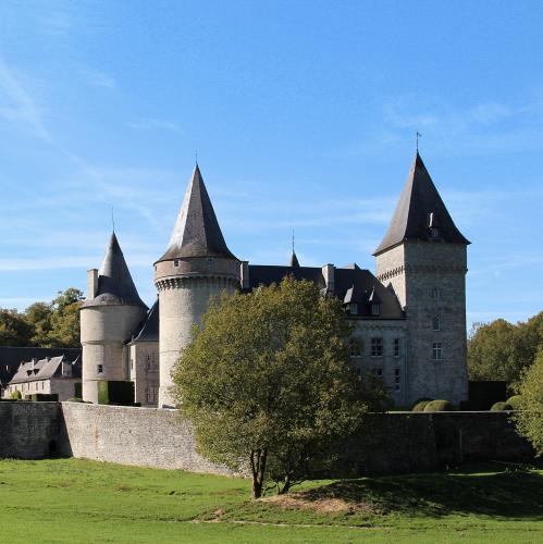 belgie/hastiere/chateau-de-fontaine