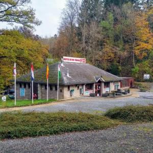 belgie/hastiere/grottes-du-pont-d-arcole