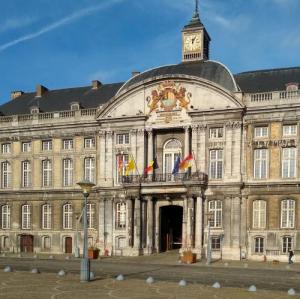 belgie/liege/palais-des-princes-eveques-palais-de-justice