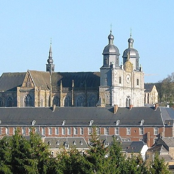 belgie/saint-hubert/abbatiale