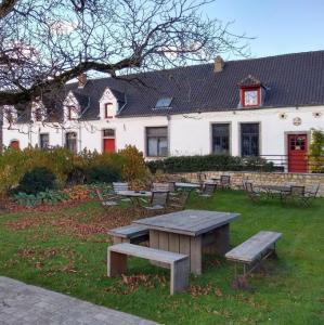 belgie/waterloo/ferme-brasserie-du-mont-saint-jean