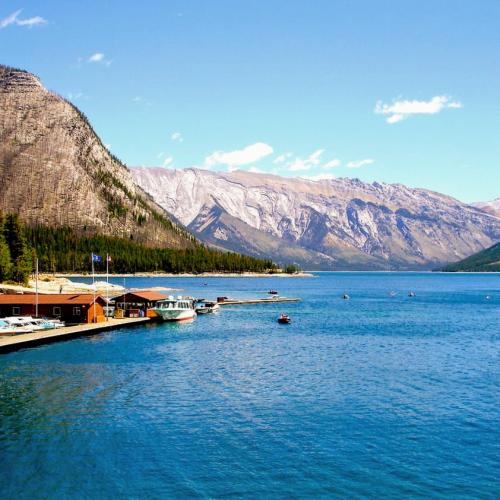 canada/banff-national-park/lake-minnewanka