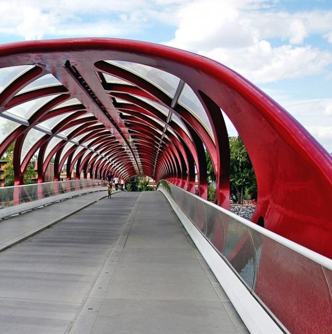 canada/calgary/peace-bridge