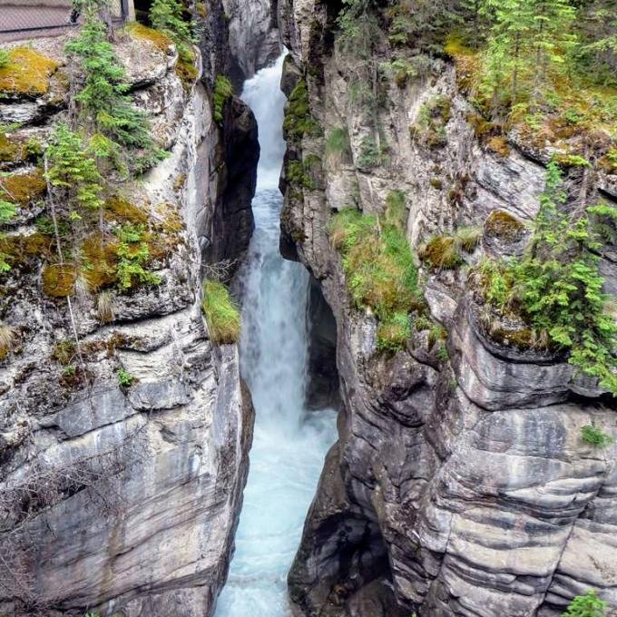 canada/jasper-national-park/maligne-canyon