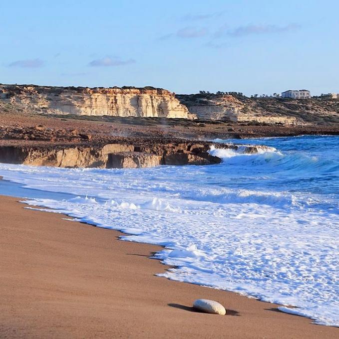 cyprus/lara-beach