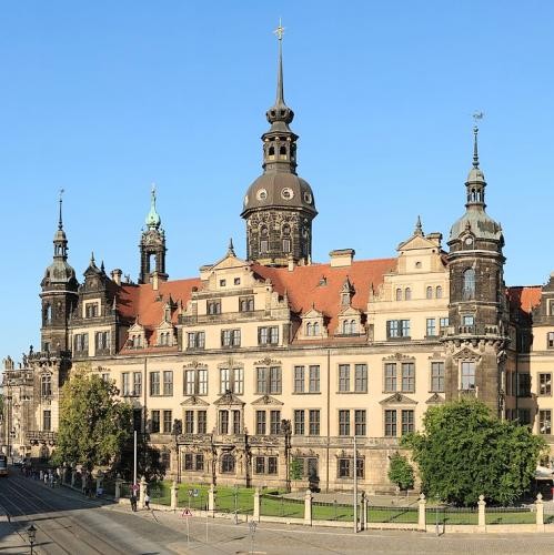 deutschland/dresden/residenzschloss