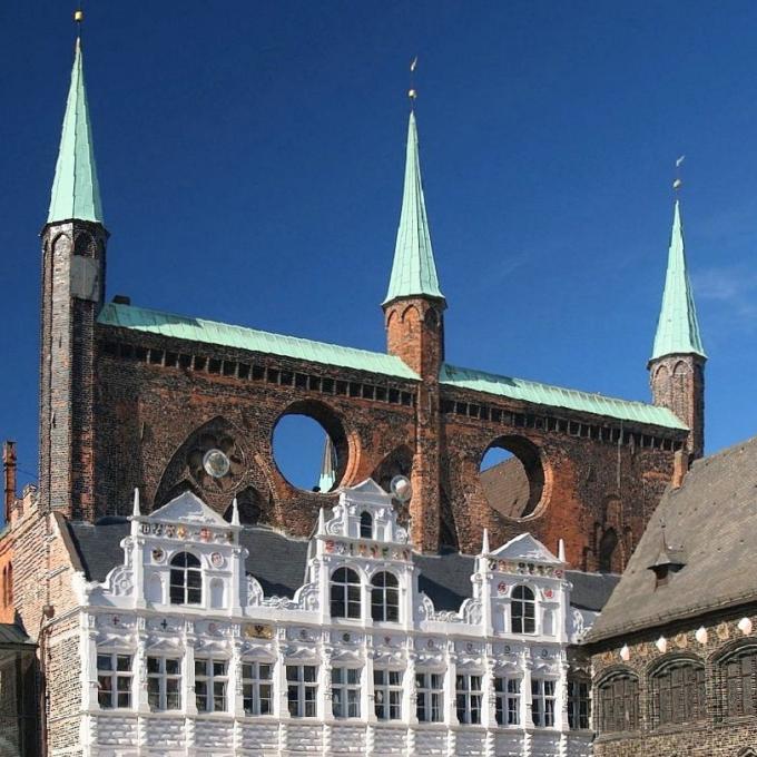 deutschland/lubeck/rathaus