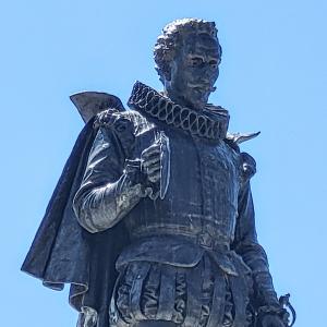 espana/alcala-de-henares/plaza-de-cervantes