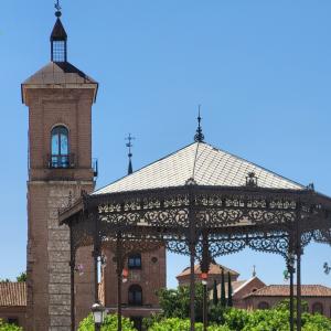 espana/alcala-de-henares/plaza-de-cervantes