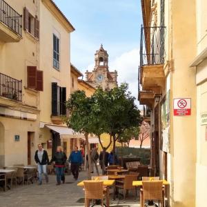 espana/alcudia/carrer-major