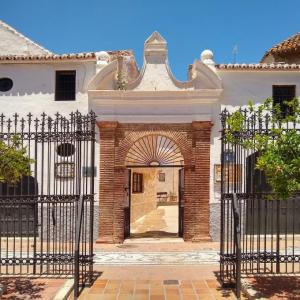 espana/alora/museo-de-alora-rafael-leria-escuela-de-cristo