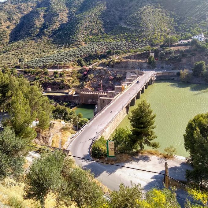 espana/alora/presa-del-tajo-de-la-encantada