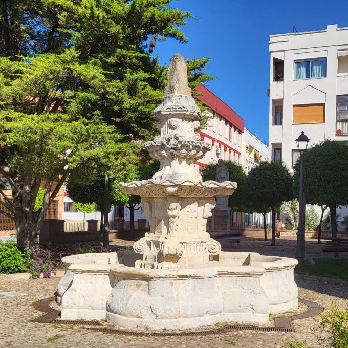 espana/andujar/fuente-barroca