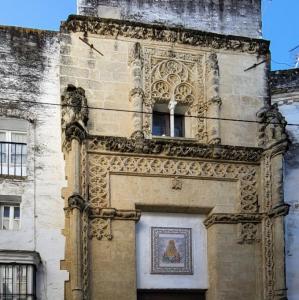 espana/arcos-de-la-frontera/casa-palacio-conde-de-aguila