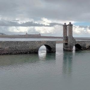 espana/arrecife/puente-de-las-bolas