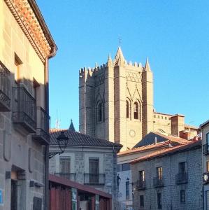 espana/avila/catedral