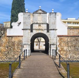 espana/badajoz/puerta-pilar