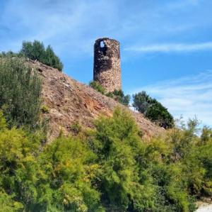 espana/benalmadena/torre-quebrada