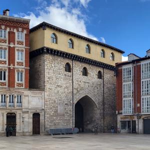 espana/burgos/arco-de-santa-maria