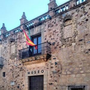 espana/caceres/museo-de-caceres-casa-de-las-veletas