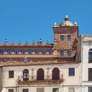 espana/caceres/palacio-de-los-toledo-moctezuma