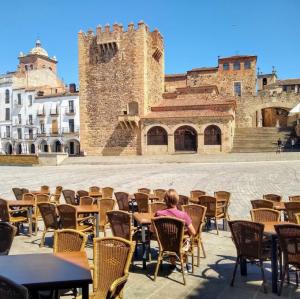 espana/caceres/plaza-mayor