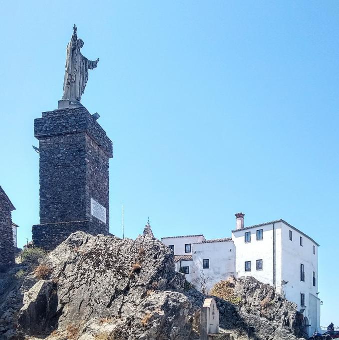 espana/caceres/santuario-de-nuestra-senora-la-virgen-de-la-montana