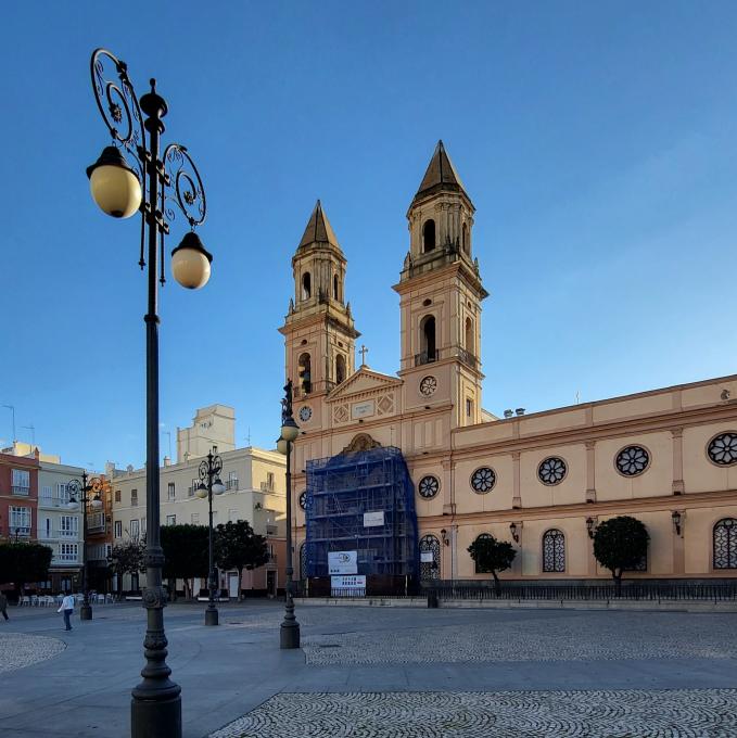 espana/cadiz/plaza-de-san-antonio