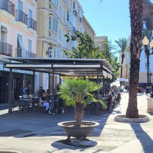 espana/cadiz/plaza-de-san-juan-de-dios