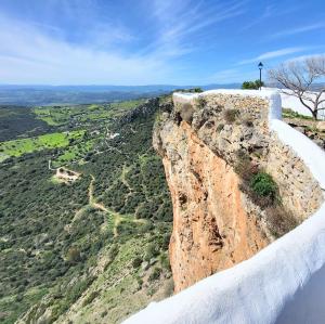 espana/casares/castillo-ruinas