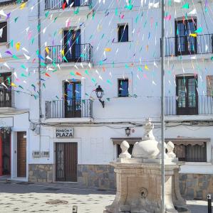 espana/casares/plaza-de-espana