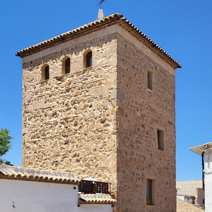 espana/consuegra/torre-del-palacio-prioral