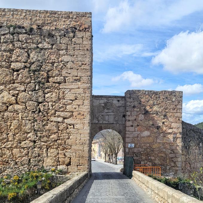 espana/cuenca/ruinas-castillo-y-murallas