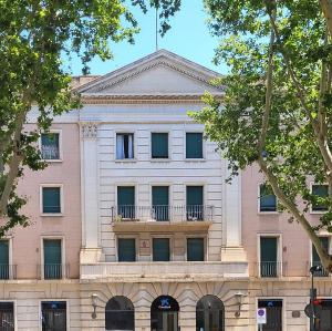 espana/figueres/placa-de-la-palmera