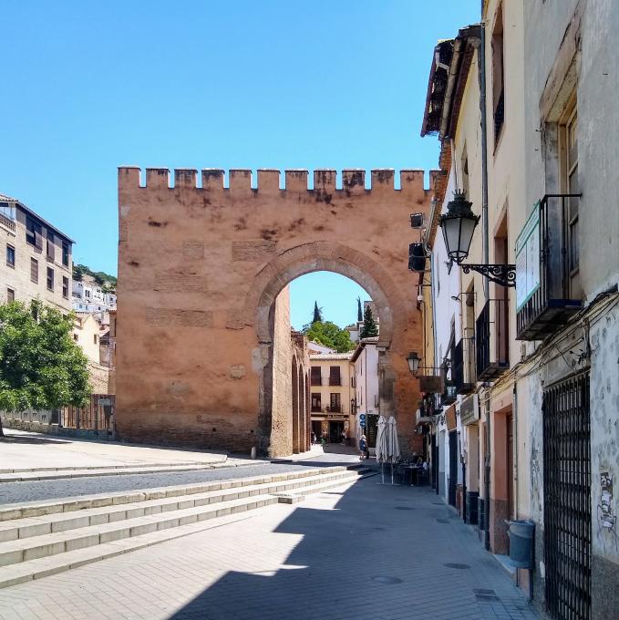 espana/granada/puerta-de-elvira