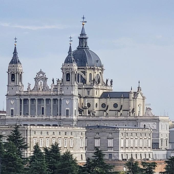 espana/madrid/catedral-dela-almudena