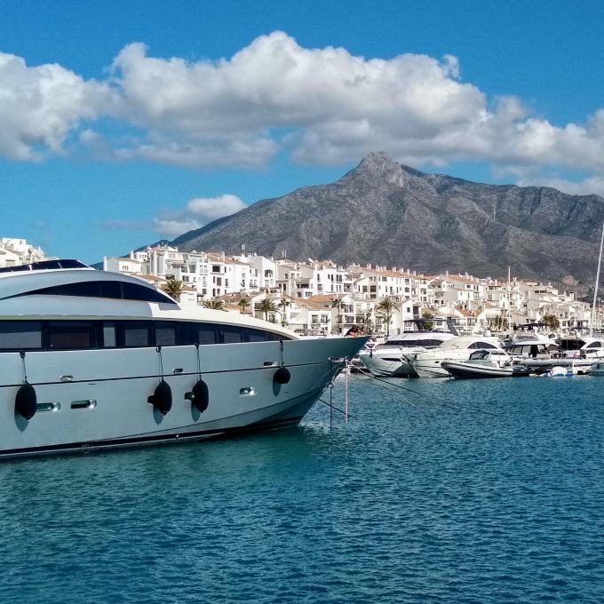 espana/marbella/puerto-banus