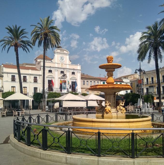 espana/merida/plaza-de-espana