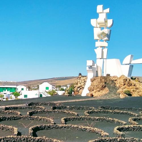 espana/monumento-al-campesino