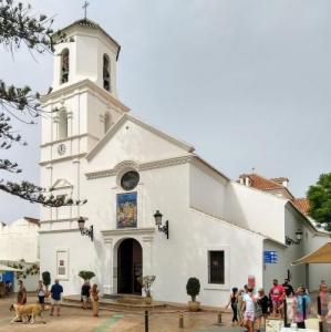 espana/nerja/iglesia-san-salvador