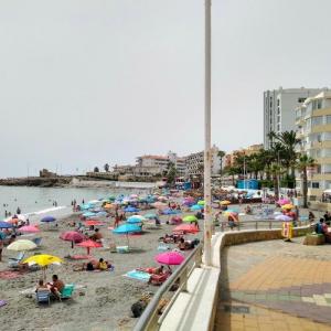 espana/nerja/playa-de-la-torrecilla