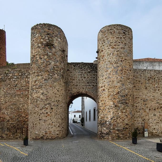 espana/olivenza/puerta-de-alconchel