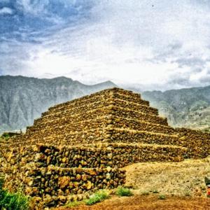 espana/piramides-de-guimar
