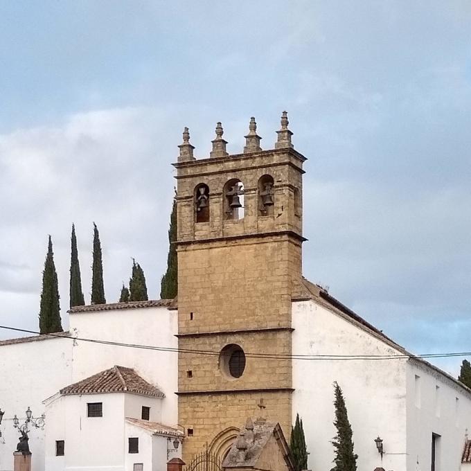 espana/ronda/iglesia-de-padre-jesus-fuente-de-los-ocho-canos