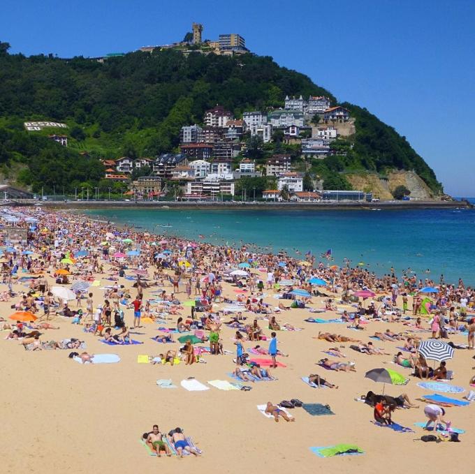 espana/san-sebastian/playa-de-ondarreta