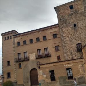 espana/segovia/casa-de-las-cadenas