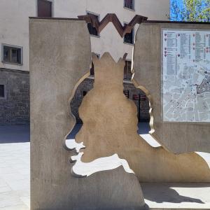 espana/solsona/portal-del-castell